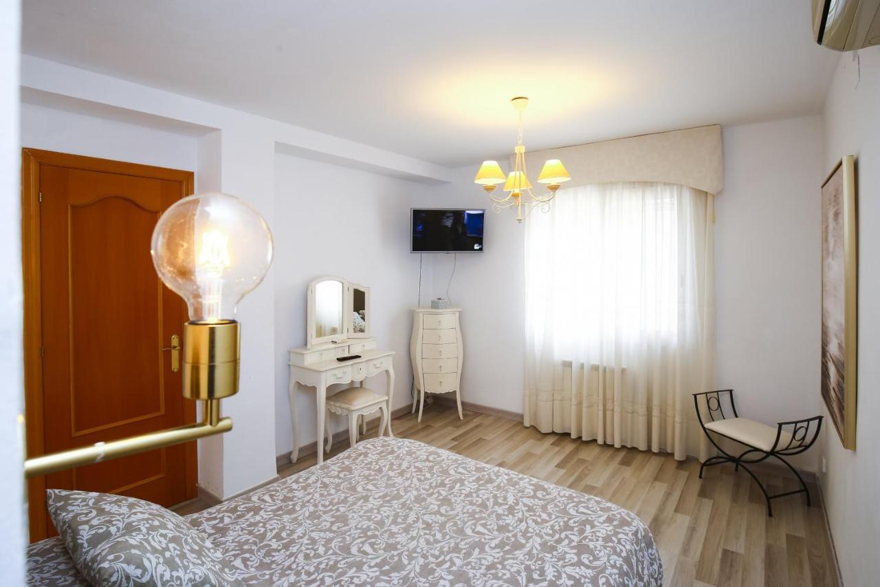 Villa PLUMA Planet Costa Dorada - ONLY FAMILIES Salou Exterior foto